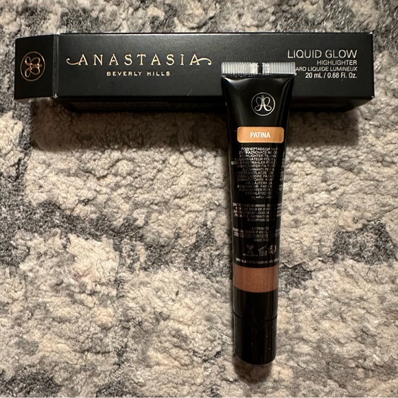 NIB Anastasia Beverly Hills Liquid Glow Highlighter in “Pantina” - Picture 3 of 4